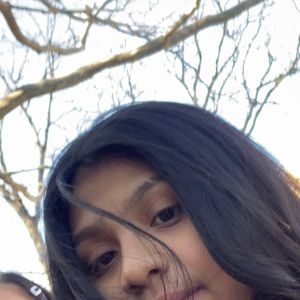 Meet your Posher, Daniela